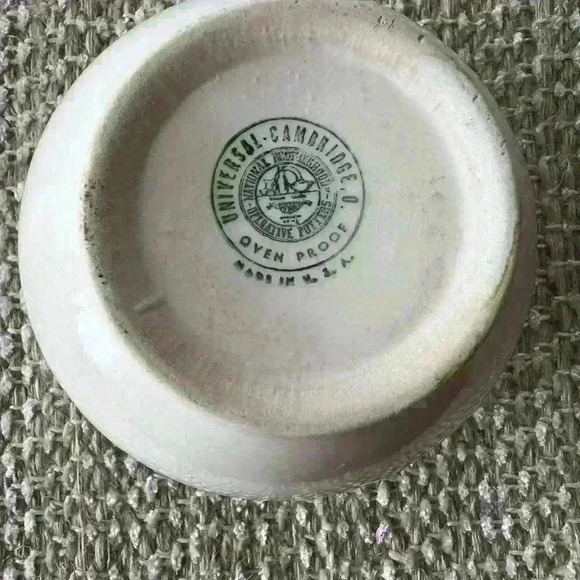 Universal Cambridge Calico Fruit bowl with lid. 1940’s vintage and collectible. - Picture 3 of 5